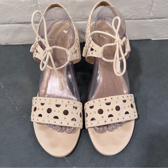 Stuart Weizmann sz 11N Circular strappy studded kitten heels in cream leather - Picture 3 of 15